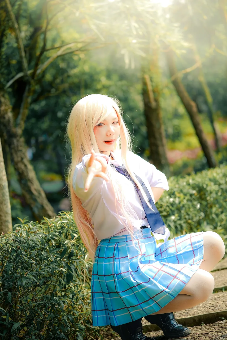 Marin Kitagawa cosplay photographed by Nayota