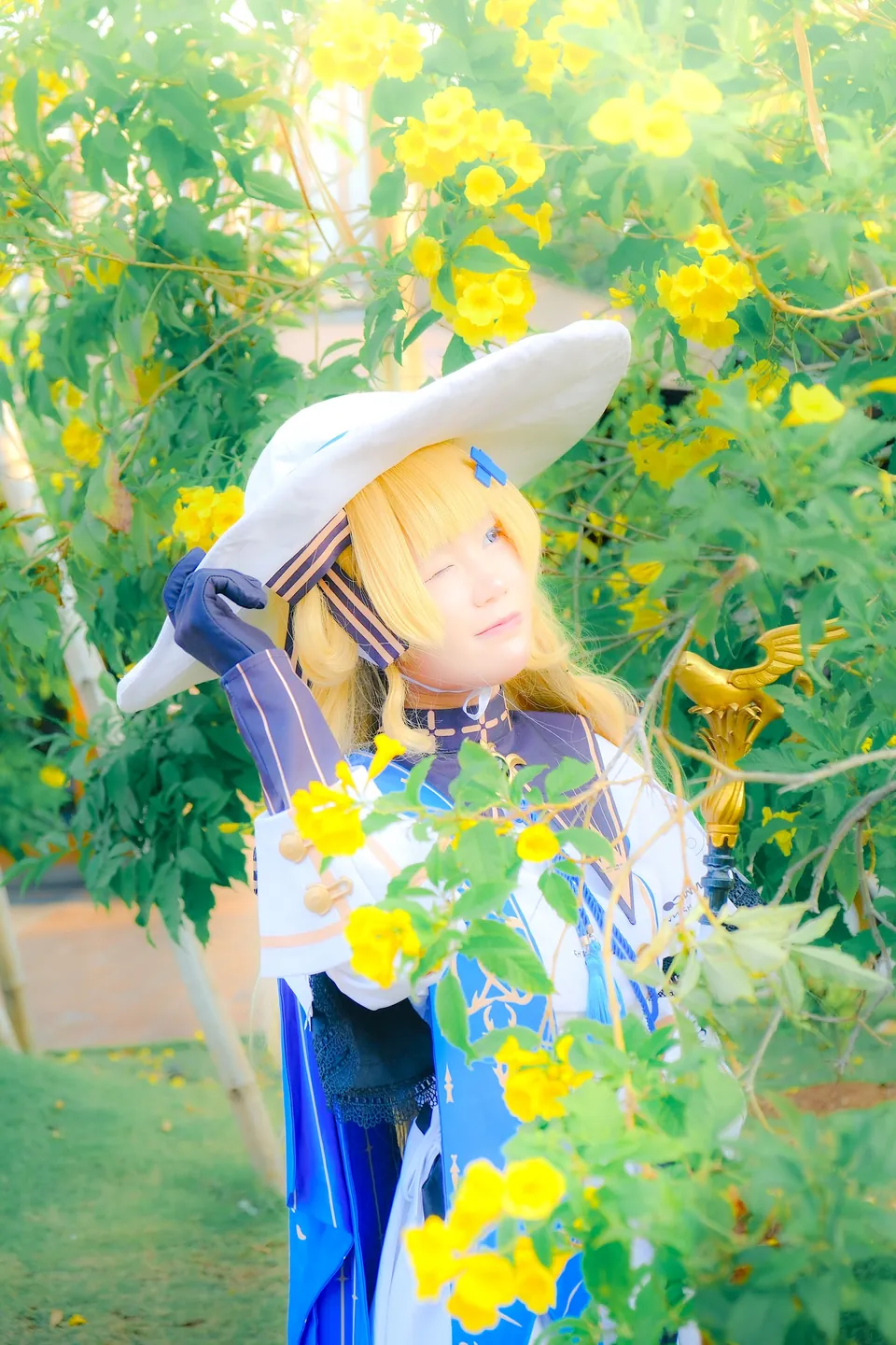 Phoebe cosplay photographed by Nayota